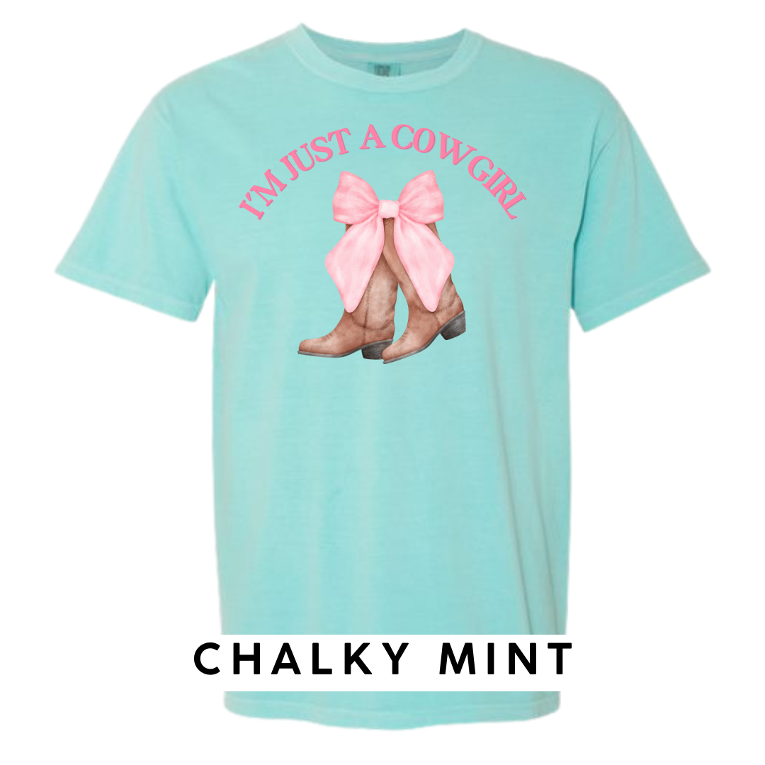 I’m Just a Cowgirl Graphic T-Shirt