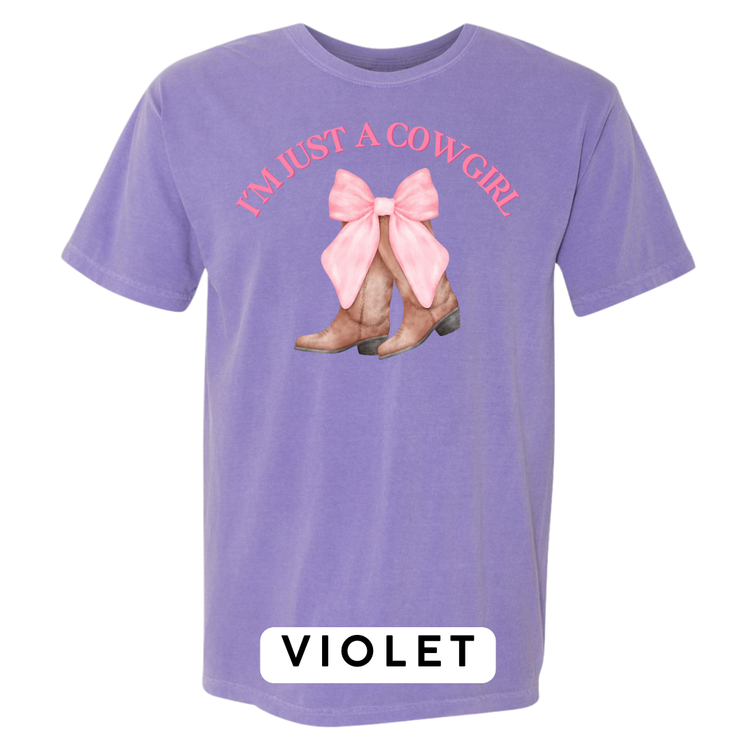 I’m Just a Cowgirl Graphic T-Shirt