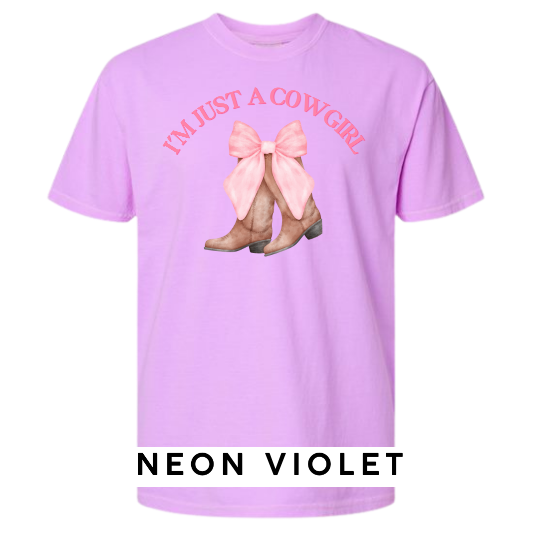 I’m Just a Cowgirl Graphic T-Shirt