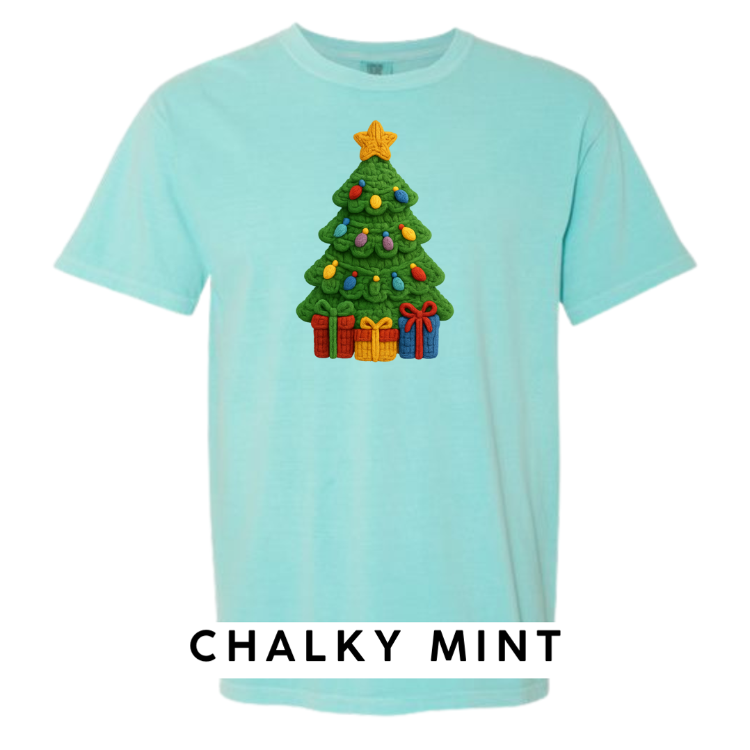 Christmas Tree with Presents (Crochet)