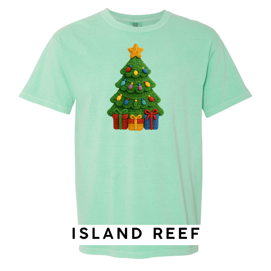 Christmas Tree with Presents (Crochet)